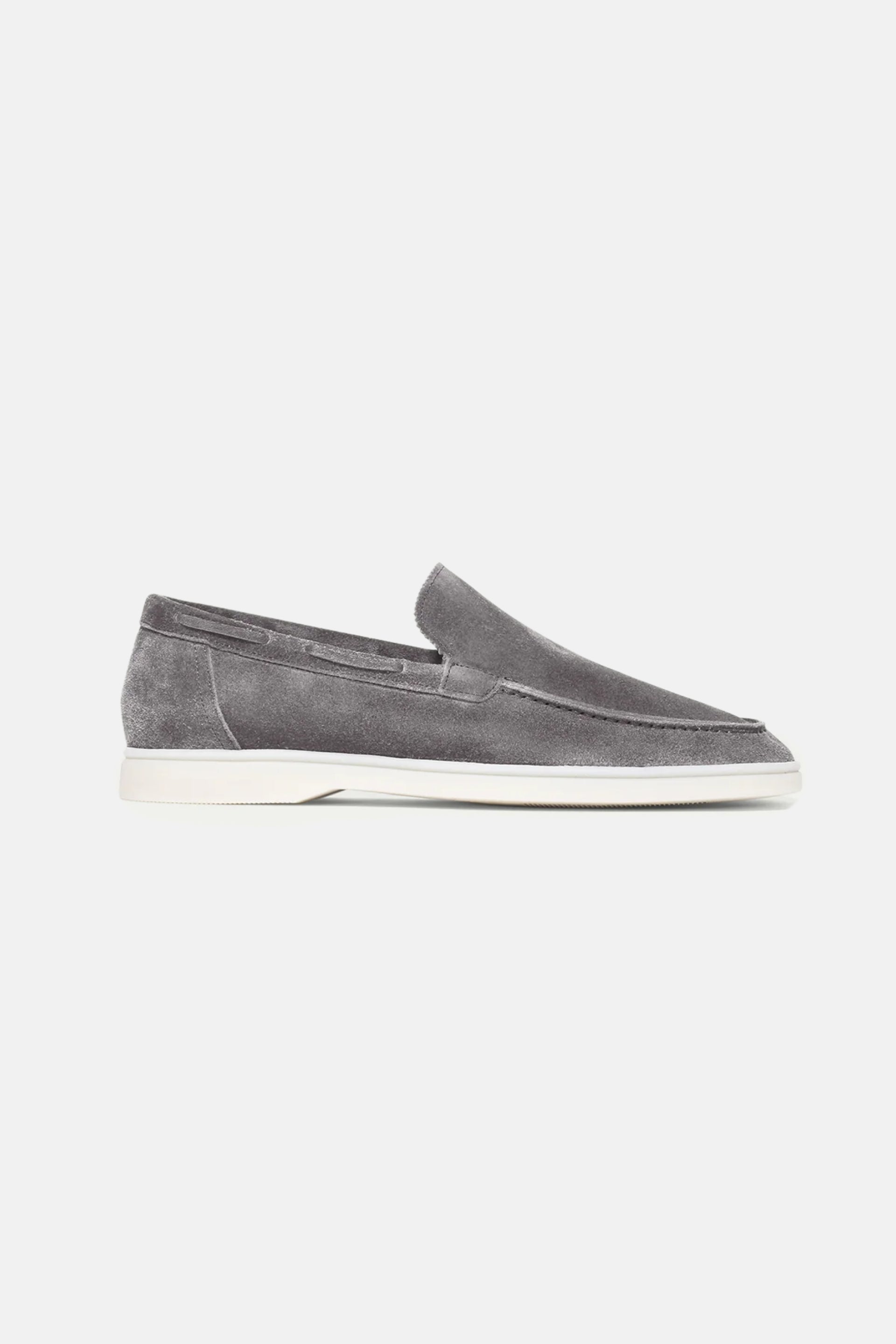 Lage suede loafers grijs