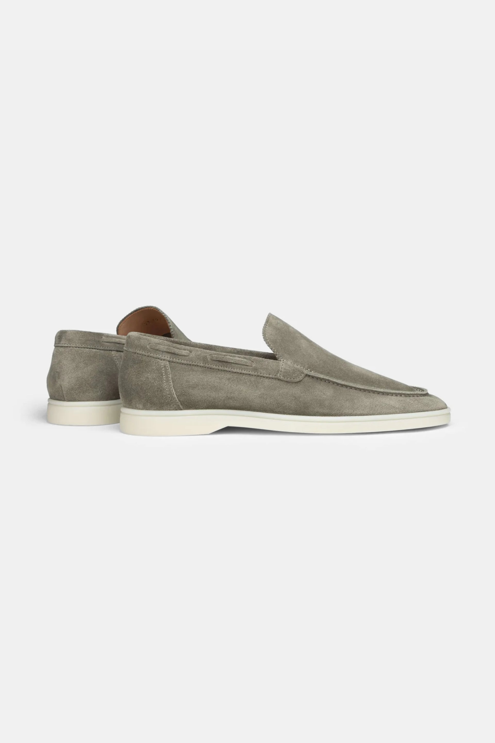 Lage suede loafers licht khaki