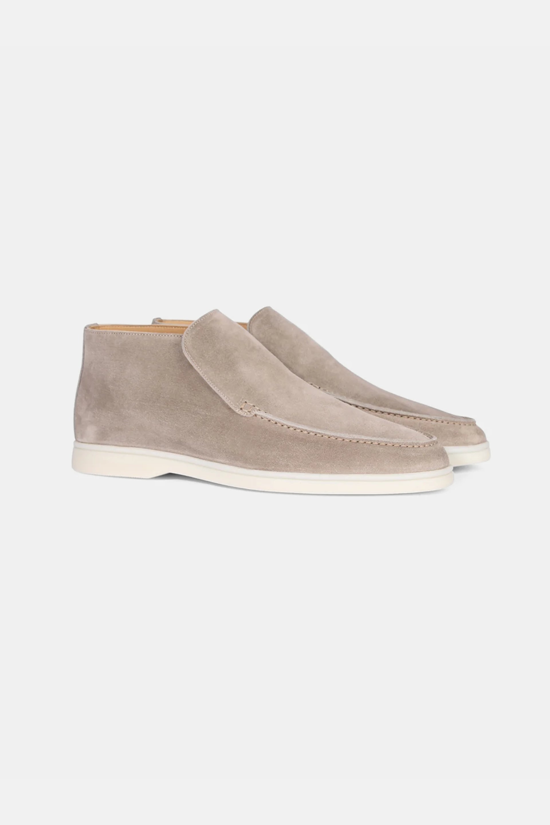 Hoge suede loafers licht beige